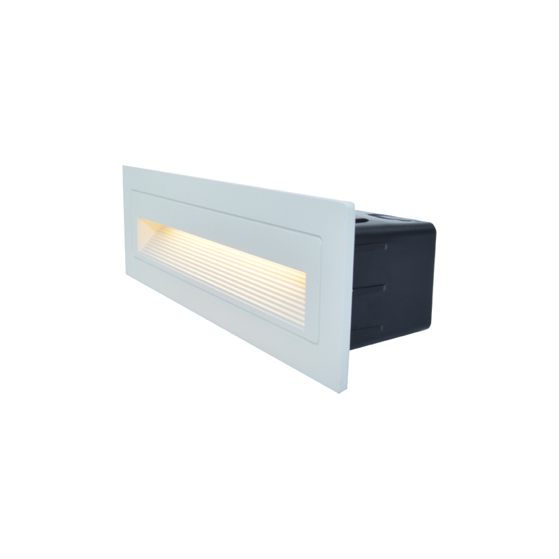 LED ugradna zidna svjetiljka 5W, 3000K IP44, bijela